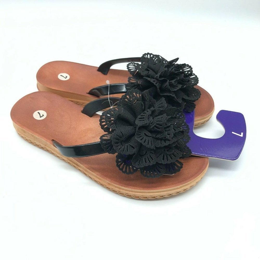 Cindy Claire Womens Sandals Flip Flops Floral Applique Black Brown Size 7